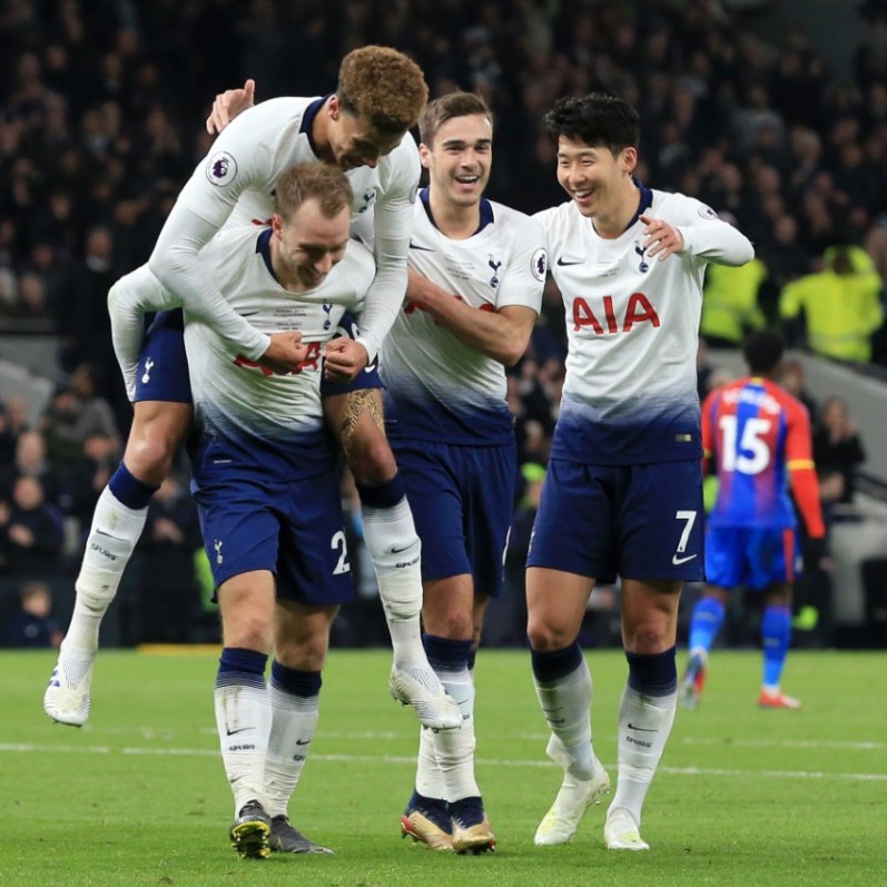 冬天太冷不想骑车？在家骑滚筒，骑一小时等于路骑三小时？我来帮你们体验一下